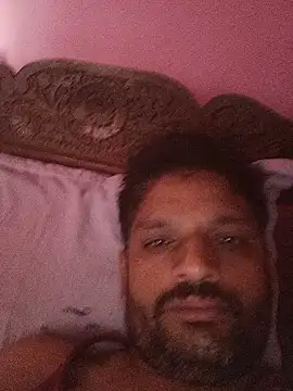 Snapshot of Desi_Couple32 chatting on 06.15.26 Desi Couple32 online show from 06.15.26
