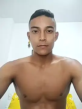 Snapshot of Demiansteven2 chatting on 02.26.25 Demiansteven2 online show from 02.26.25