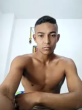 Snapshot of Demiansteven2 chatting on 03.21.25 Demiansteven2 online show from 03.21.25