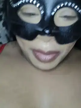 Snapshot of Mulatabigbunda chatting on 12.24.24 Mulatabigbunda online show from 12.24.24