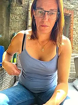 SpiceLea online show from 05.08.26