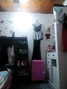 Snapshot of kiara_milf_ chatting on 04.02.26 kiara milf online show from 04.02.26