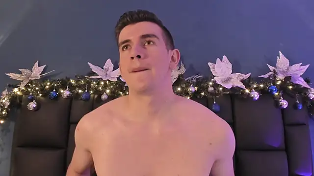 MikaelSlow online show from 12.21.25