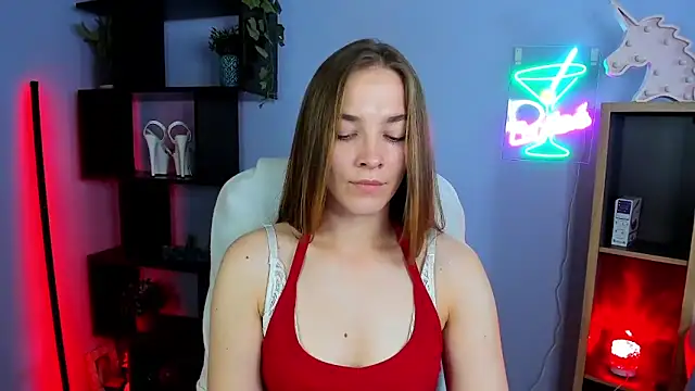 Snapshot of kenzie_x chatting on 09.29.25 kenzie x online show from 09.29.25