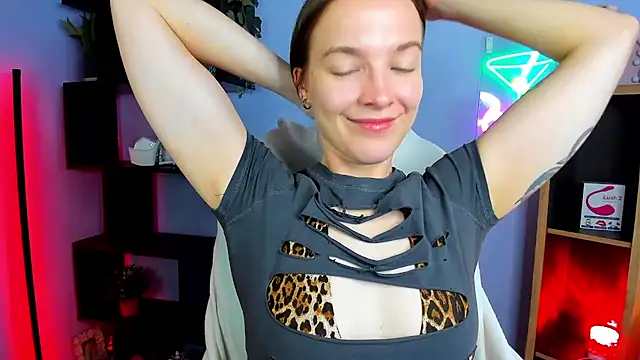 kenzie x online show from 10.31.25