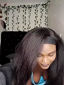 Snapshot of Melanin_babygal chatting on 11.26.25 Melanin babygal online show from 11.26.25