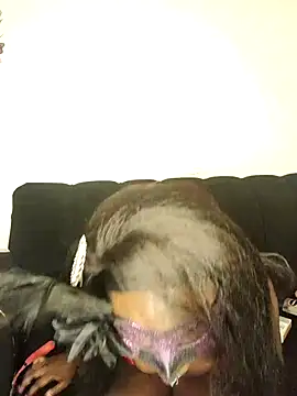 Snapshot of Melanin_babygal chatting on 11.28.25 Melanin babygal online show from 11.28.25