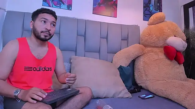 Idara and Edahi01 online show from 02.28.25