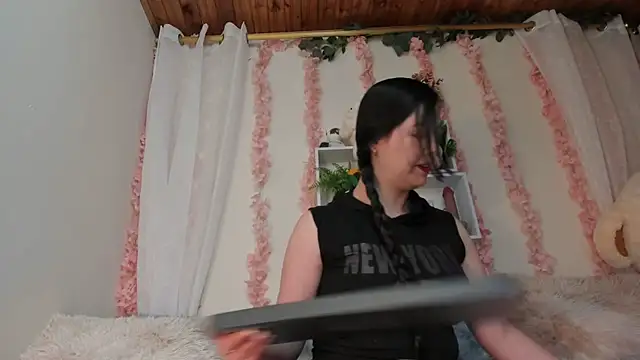 Idara and Edahi01 online show from 02.01.26