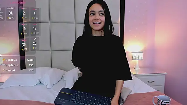 HannaClarrk  online show from 02.26.25