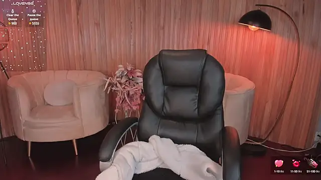 CarolineGraceX online show from 03.12.25