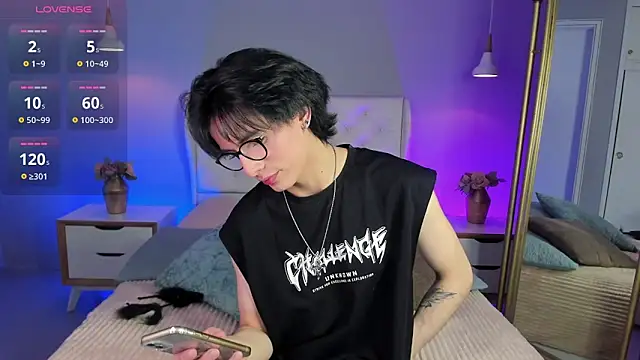 cherryy boy online show from 10.29.25