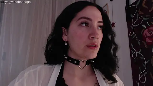Snapshot of Tanya_WorldBondage chatting on 09.10.25 Tanya WorldBondage online show from 09.10.25