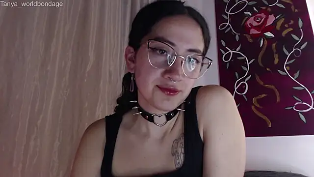 Snapshot of Tanya_WorldBondage chatting on 10.24.25 Tanya WorldBondage online show from 10.24.25