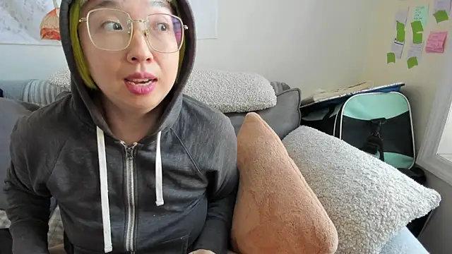 luxgray online show from 04.18.26
