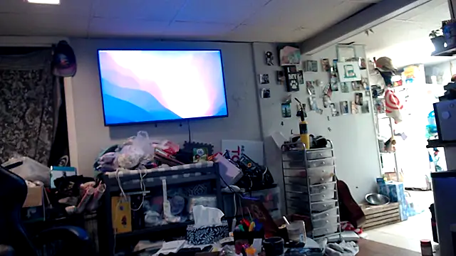 tongueispowerr6d9 online show from 12.04.25