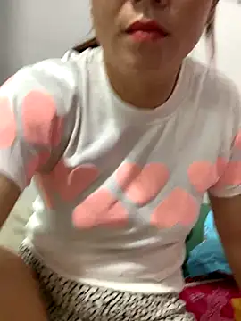 Baby-bigtits online show from 10.25.25