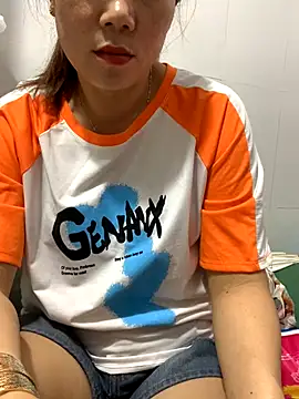 Baby-bigtits online show from 10.28.25