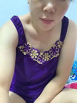 Snapshot of Baby-bigtits chatting on 11.21.25 Baby-bigtits online show from 11.21.25