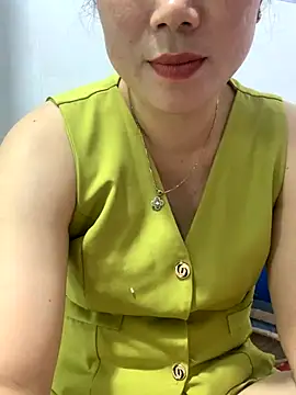 Baby-bigtits online show from 12.04.25