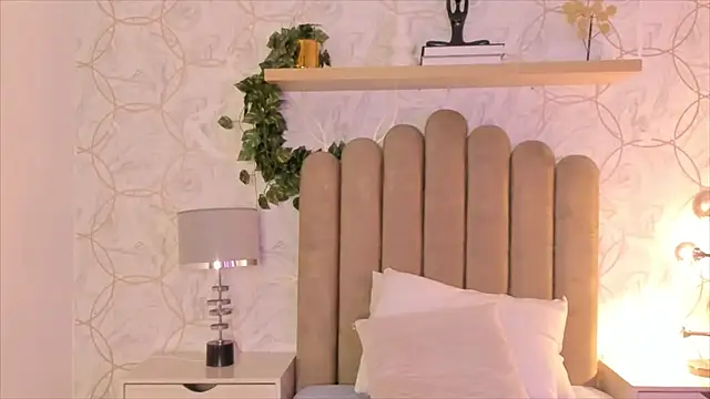 Roma  love online show from 12.11.24