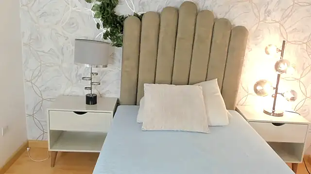 Roma  love online show from 01.20.25