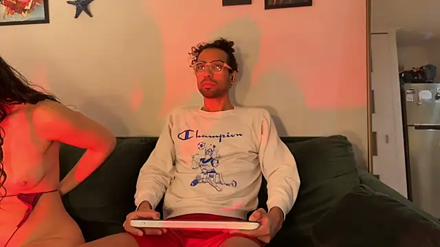Redfloweer1 online show from 06.13.26