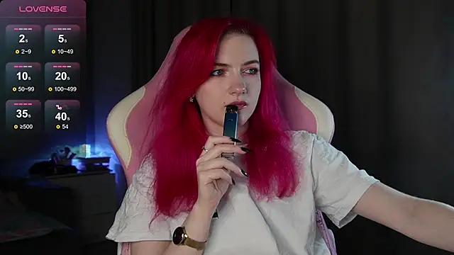 Snapshot of joyhannahh chatting on 11.09.25 joyhannahh online show from 11.09.25