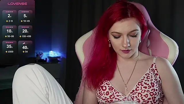 Snapshot of joyhannahh chatting on 11.24.25 joyhannahh online show from 11.24.25