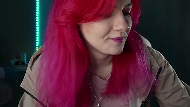 Snapshot of joyhannahh chatting on 12.17.25 joyhannahh online show from 12.17.25