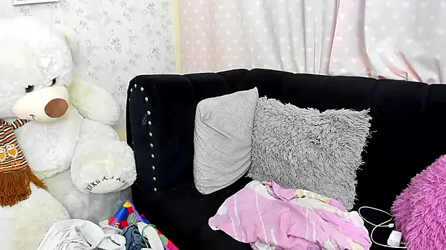 ariel milk online show from 01.16.26