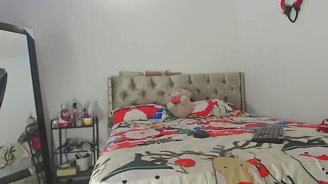 daniela starks online show from 12.18.25