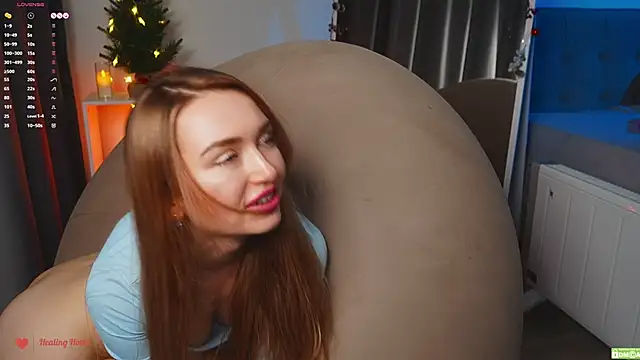 Snapshot of Healing_Hottie chatting on 12.21.24 Healing Hottie online show from 12.21.24