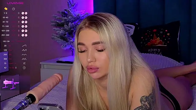 DreamPussyy online show from 01.13.25