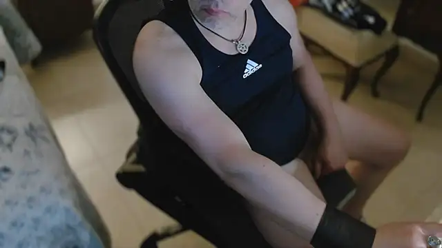 Snapshot of slzypvtpig chatting on 02.21.26 slzypvtpig online show from 02.21.26