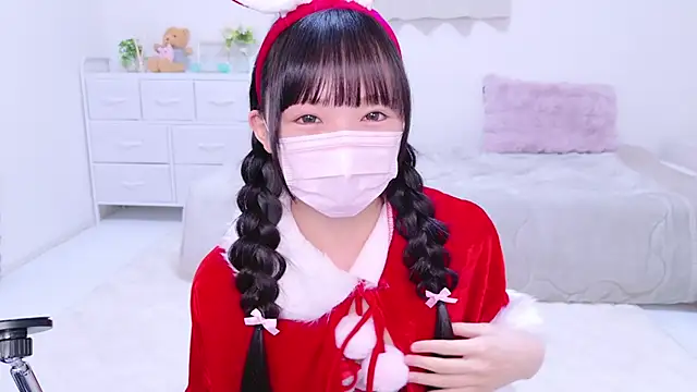 Snapshot of 86_haru chatting on 12.21.24 86 haru online show from 12.21.24