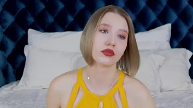 LiliLinn online show from 02.21.25