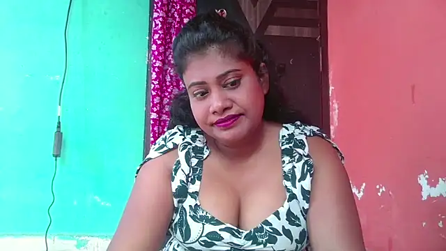 Snapshot of sexy_roma chatting on 05.17.26 sexy roma online show from 05.17.26