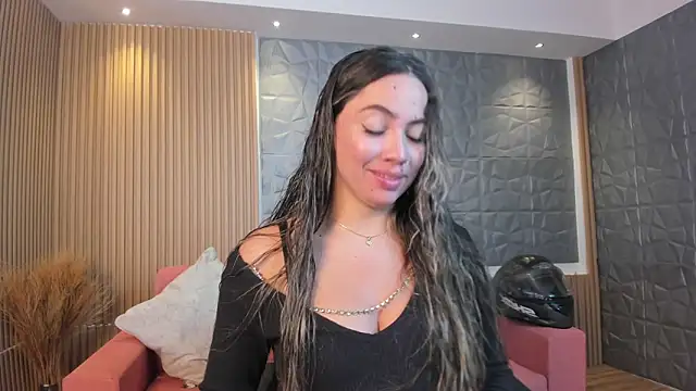 Alessia Taylorr online show from 03.07.25