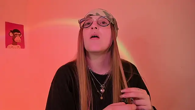 Snapshot of tekila__ chatting on 01.10.25 tekila online show from 01.10.25