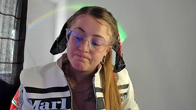 Snapshot of tekila__ chatting on 02.01.25 tekila online show from 02.01.25