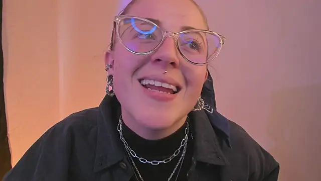 Snapshot of tekila__ chatting on 02.08.25 tekila online show from 02.08.25