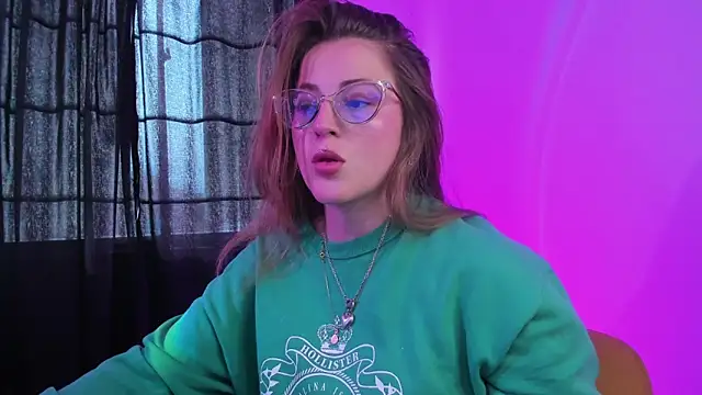 Snapshot of tekila__ chatting on 02.24.25 tekila online show from 02.24.25