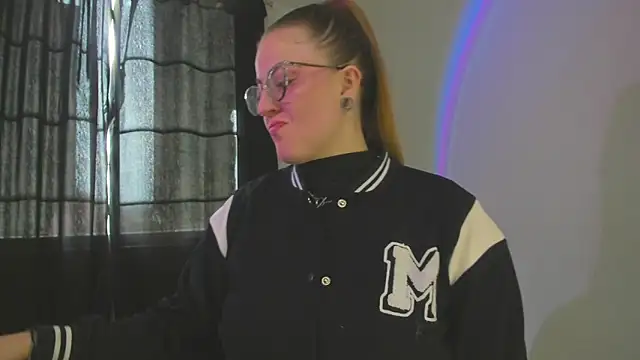 Snapshot of tekila__ chatting on 03.05.25 tekila online show from 03.05.25