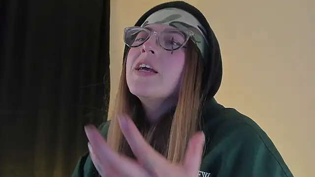 Snapshot of tekila__ chatting on 03.09.25 tekila online show from 03.09.25