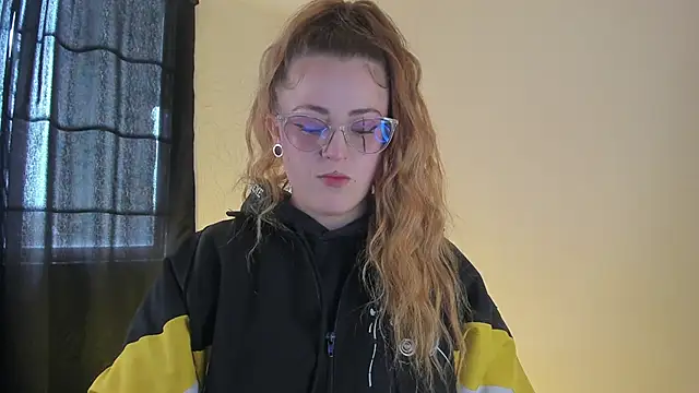 Snapshot of tekila__ chatting on 03.11.25 tekila online show from 03.11.25