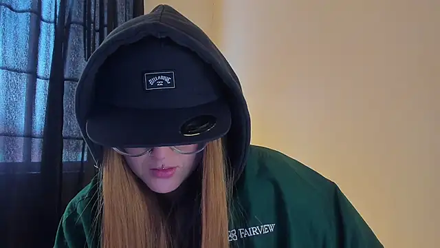 Snapshot of tekila__ chatting on 03.14.25 tekila online show from 03.14.25