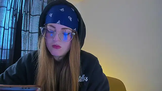 Snapshot of tekila__ chatting on 03.15.25 tekila online show from 03.15.25