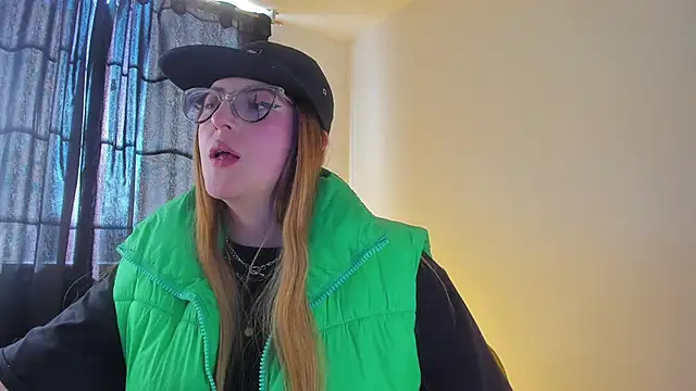 Snapshot of tekila__ chatting on 03.20.25 tekila online show from 03.20.25