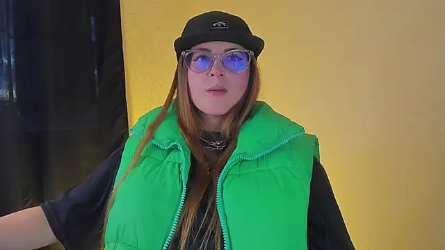 Snapshot of tekila__ chatting on 03.22.25 tekila online show from 03.22.25